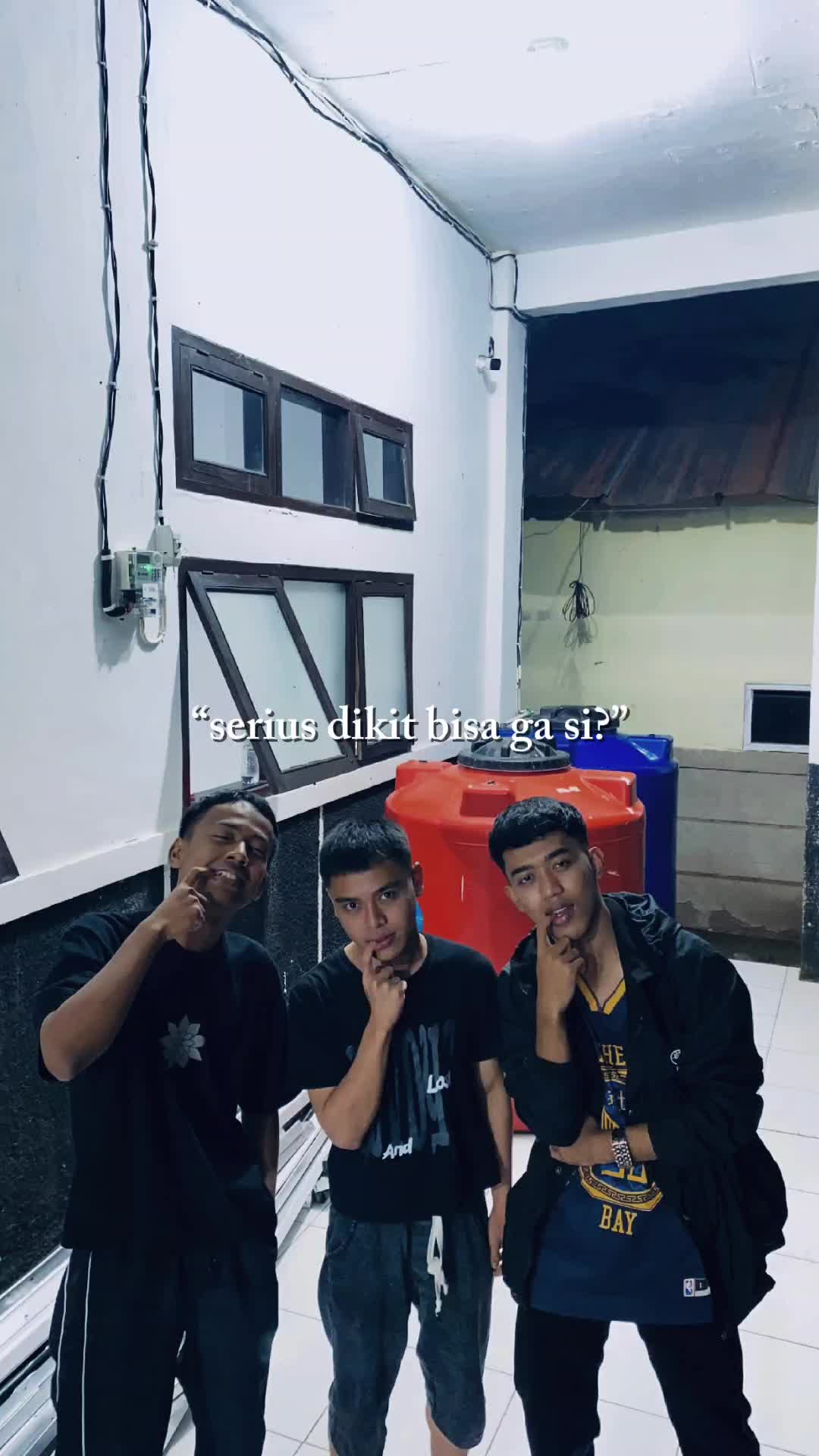 @Reyy