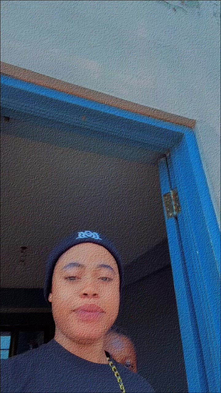 @Madam Bronii🤭🤍💎👩🏫🌎