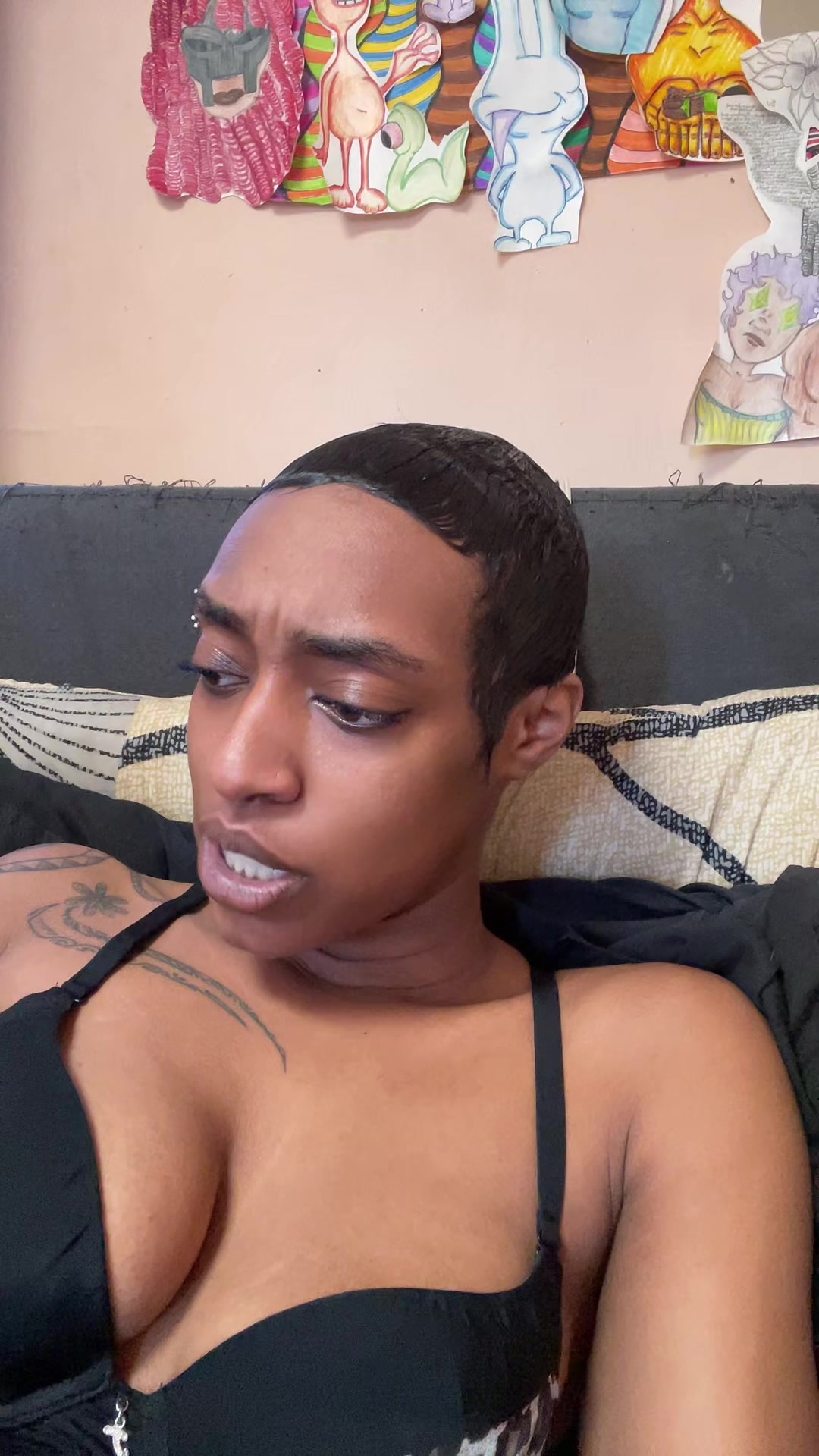 @$u