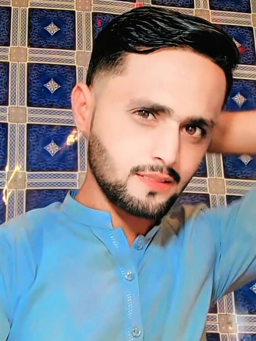 @𝐀𝐁𝐃𝐔𝐋𝐋𝐀𝐇 _ ❤️🩹