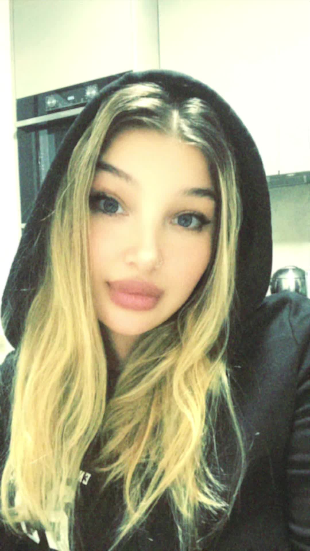 @hey__moto