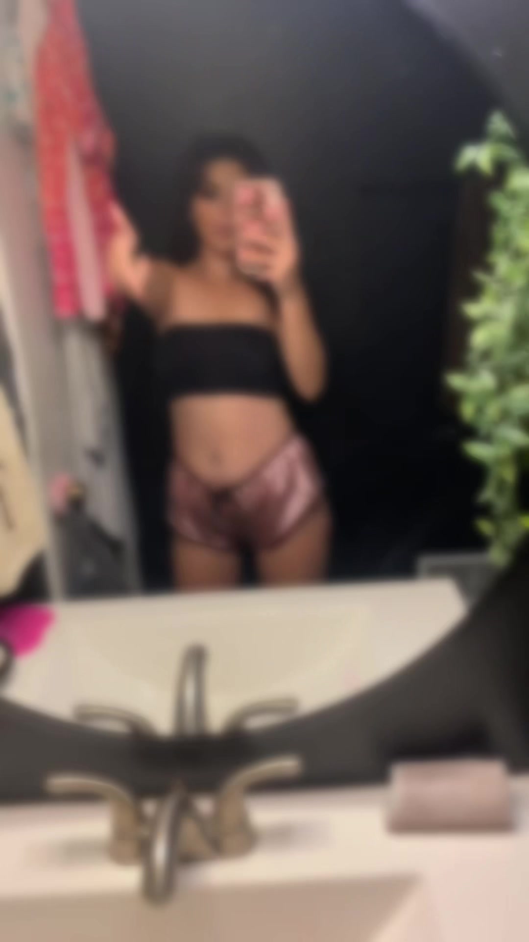 @Desi💫
