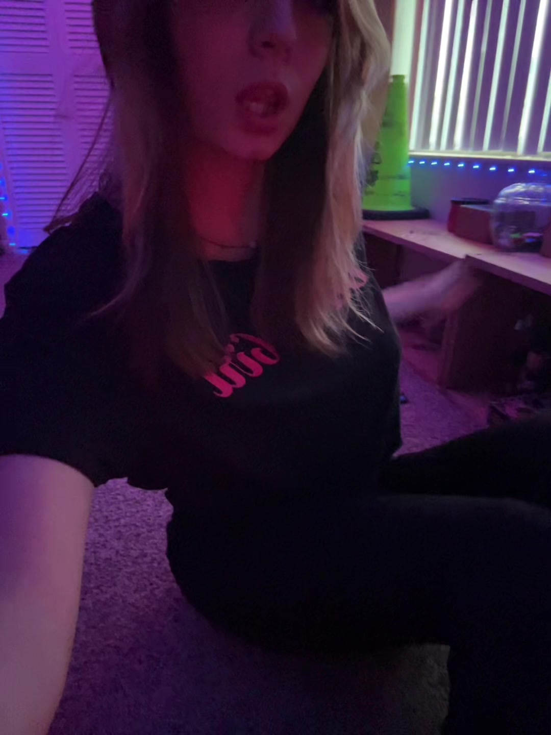 @๐ซ