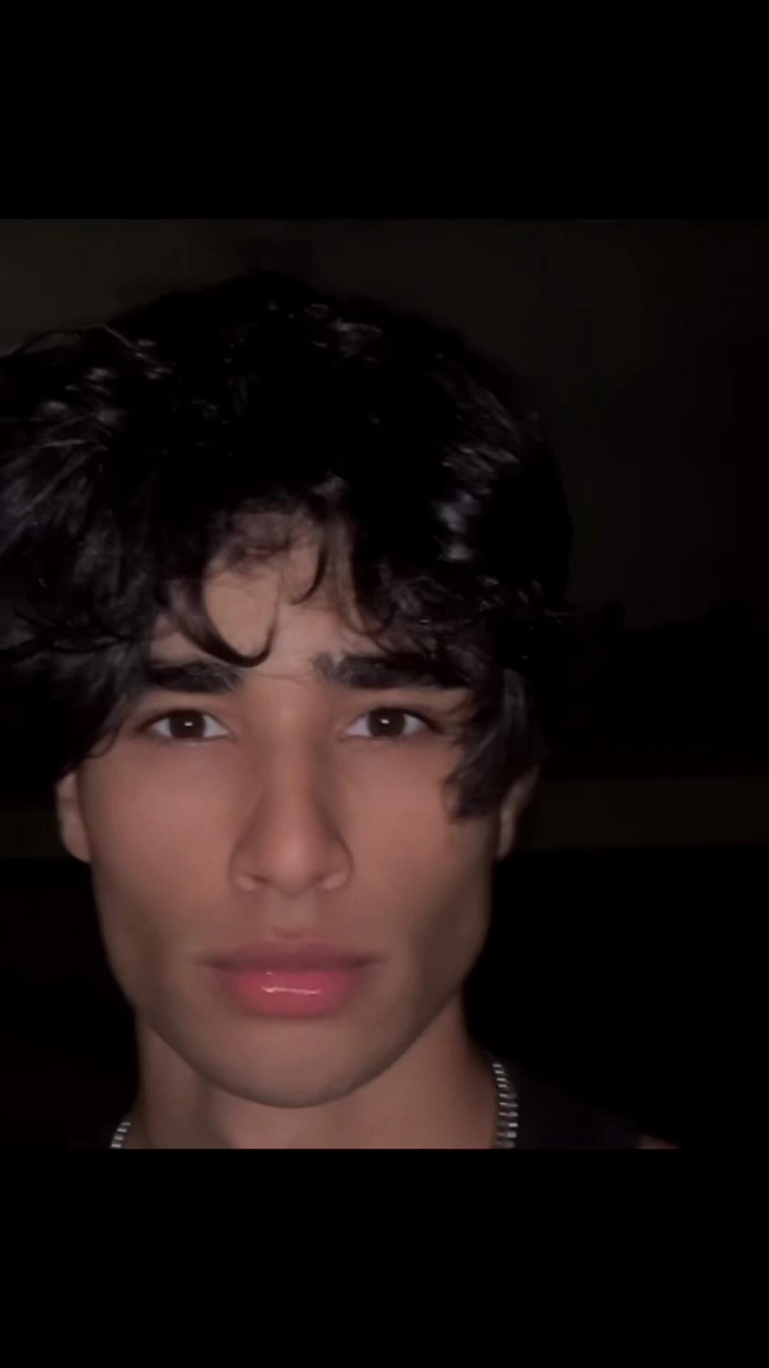 @Yixa