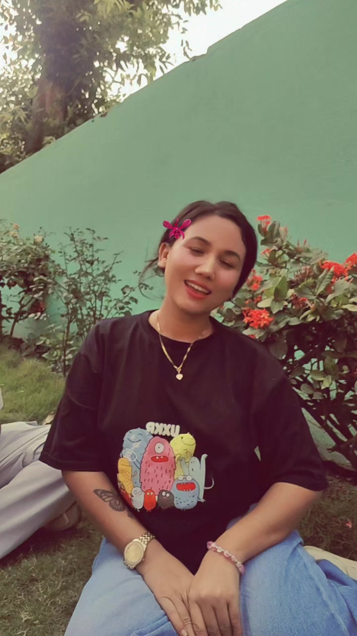 @Divya seNchury❣️