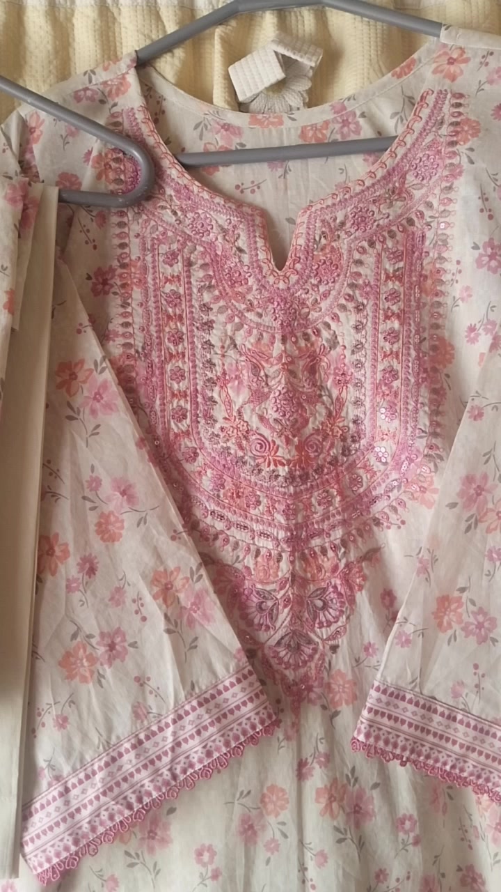 @Iqra's Design