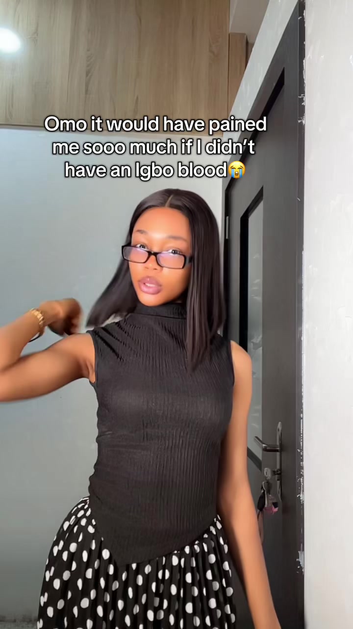 @Favee🦋