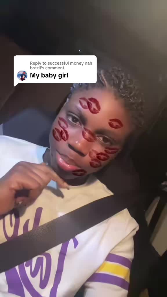 @Cute🥰 devil👿👿