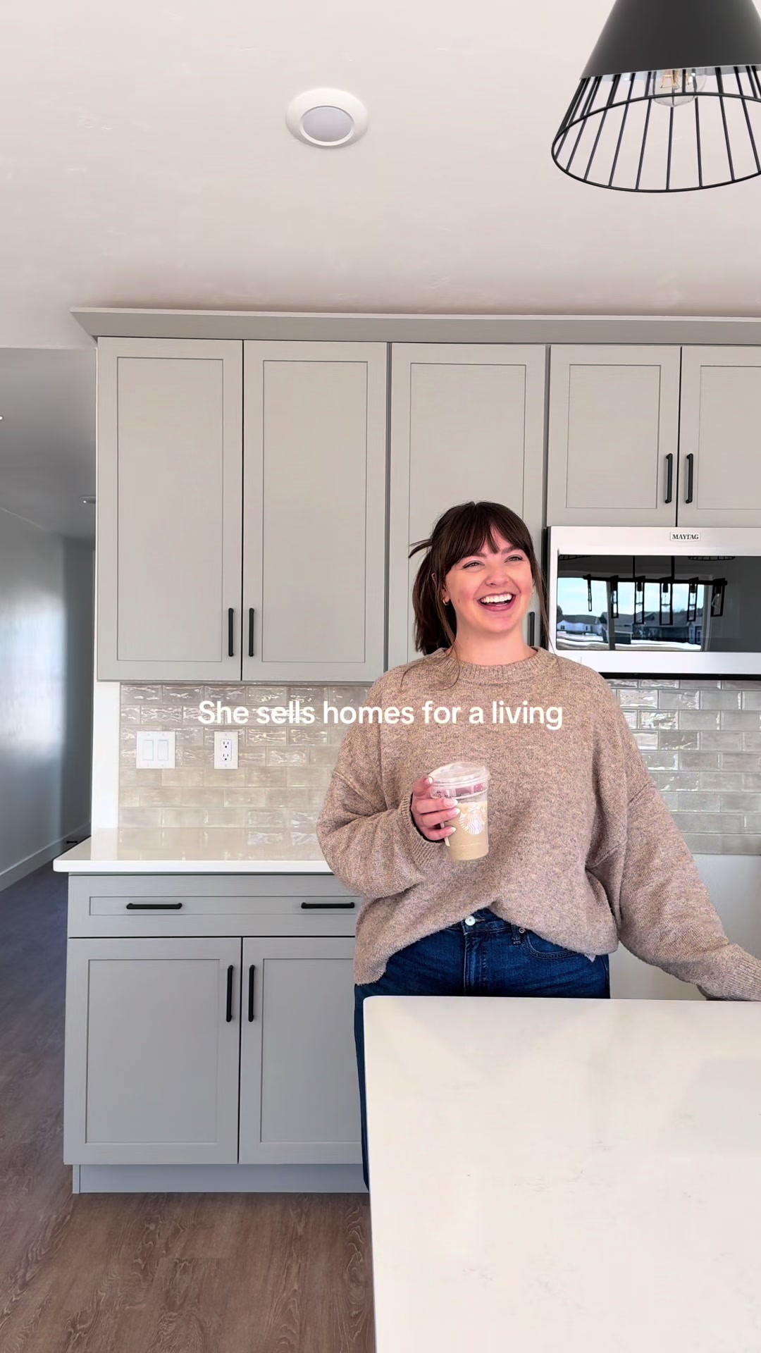@Marissa | 🍎 WI REALTOR®️