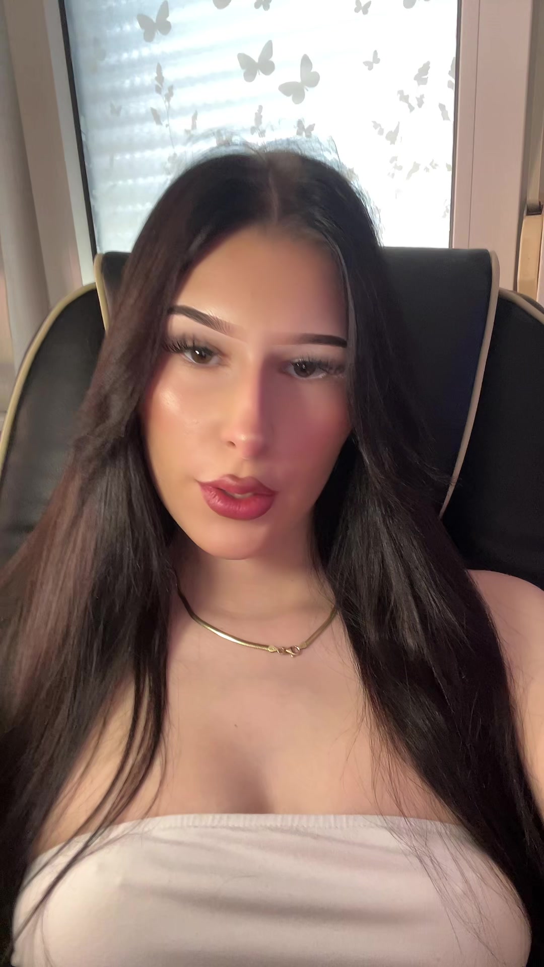 @Leonore 🥥🫐