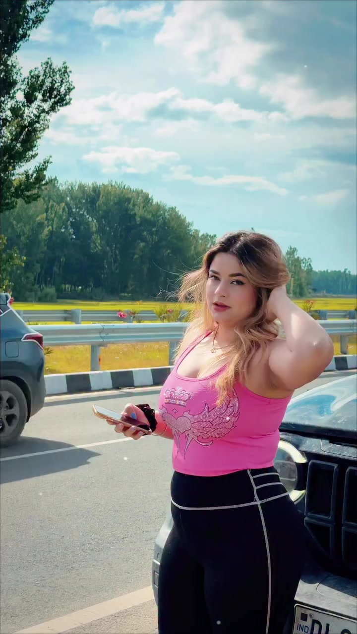 @MissAva