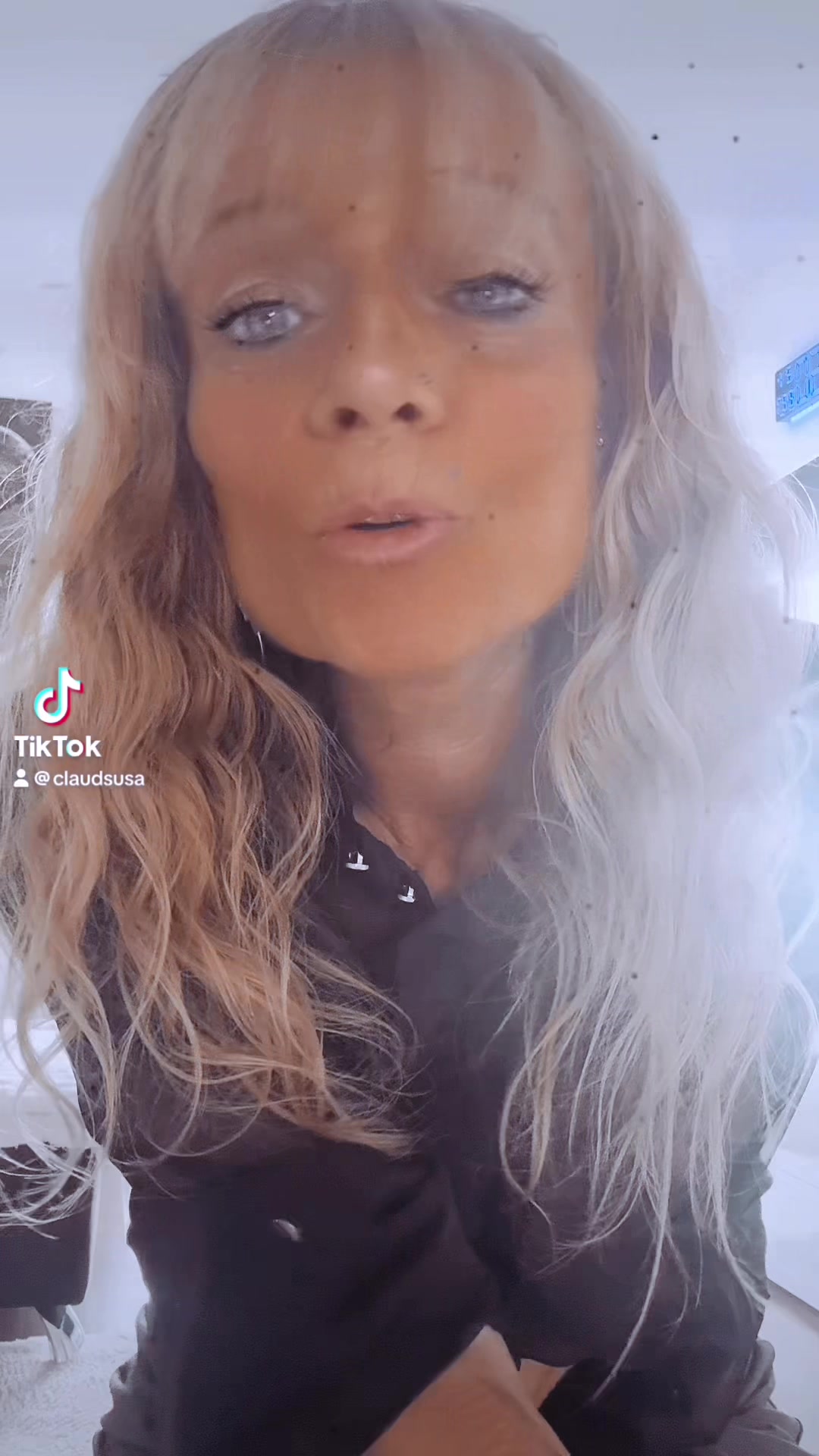 @𝑪𝒍𝒂𝒖𝒅𝒊 🤍🩵