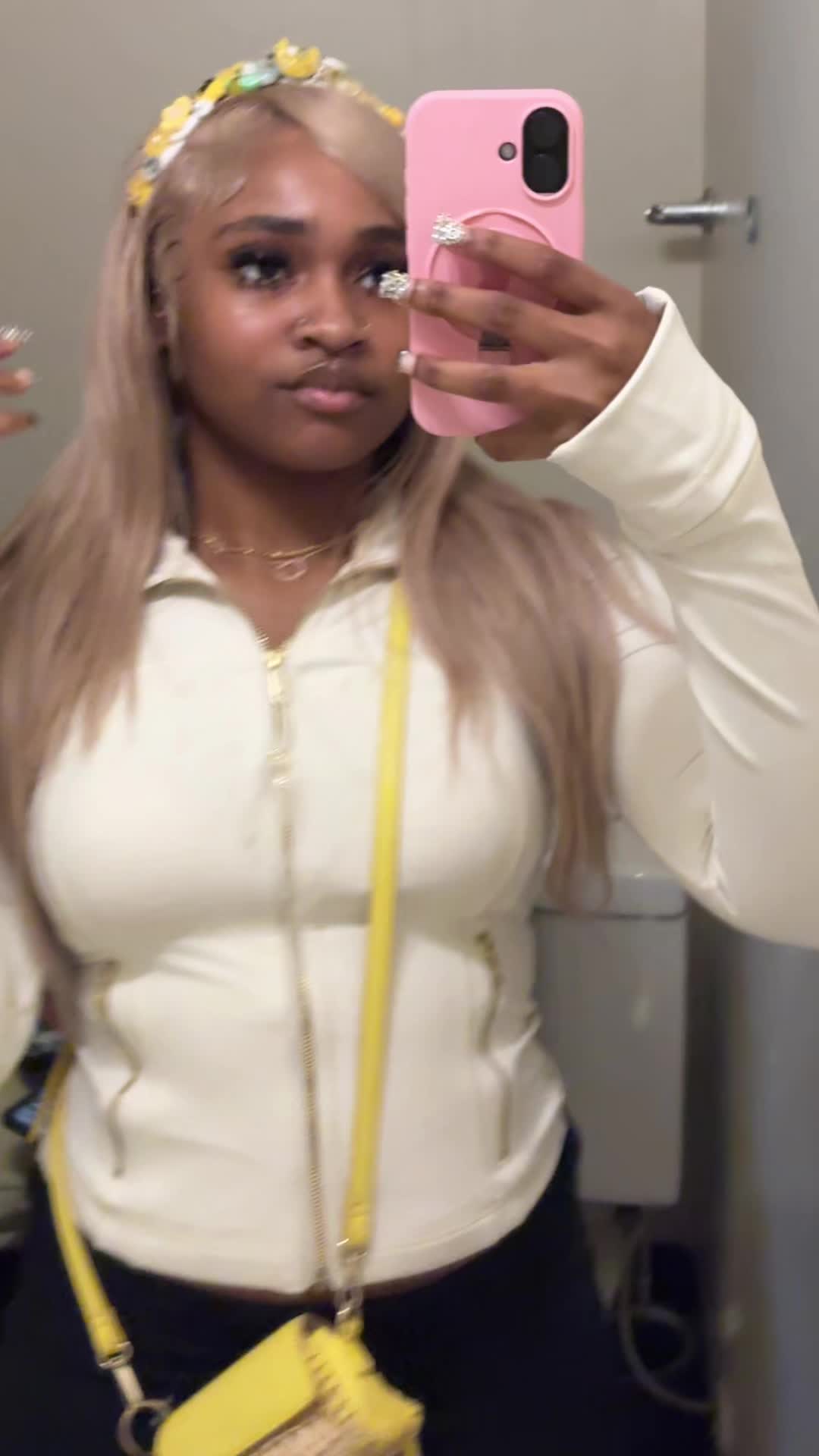 @janayyyspamm__
