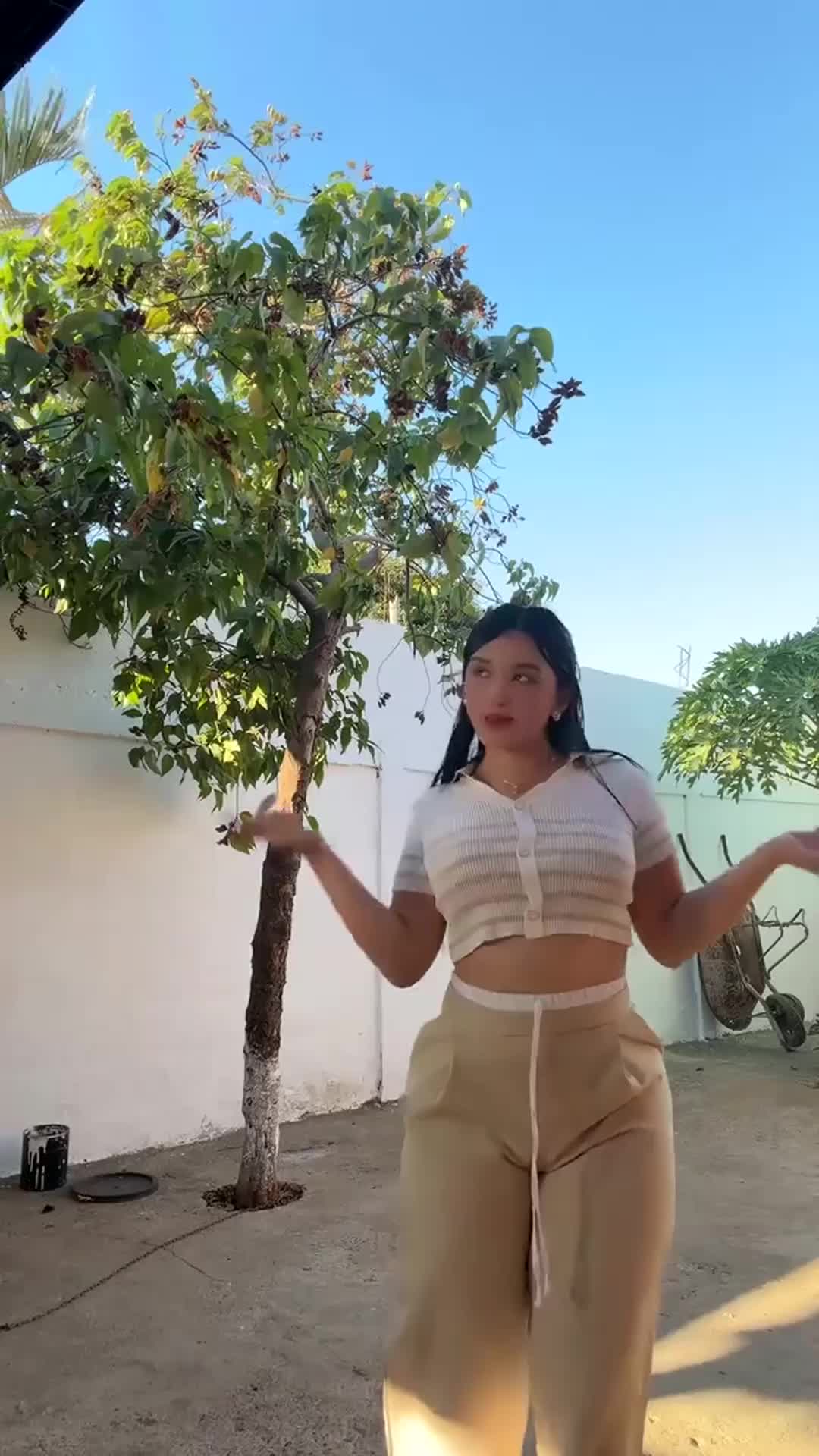 @hadelinemope92407010