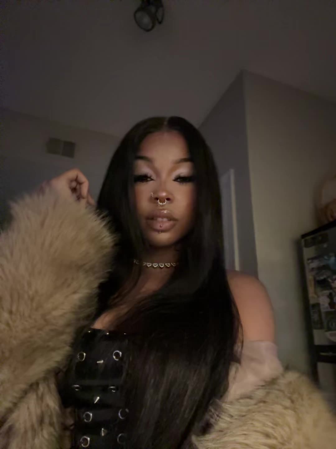 @Sienna Rae❦