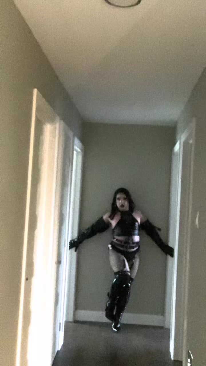 @Anastasia_the_drag
