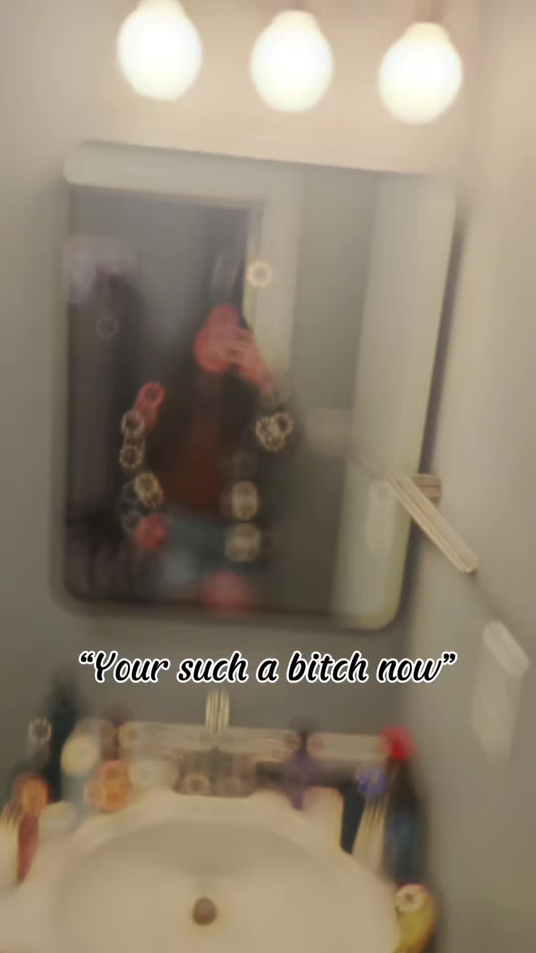 @chloe