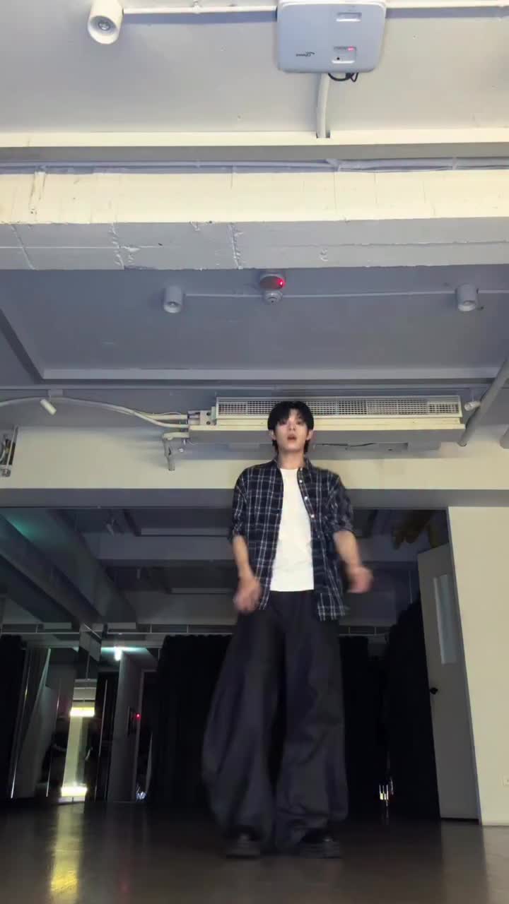 @⋆ ₊ ゚ ☽ * ₊ ⋆