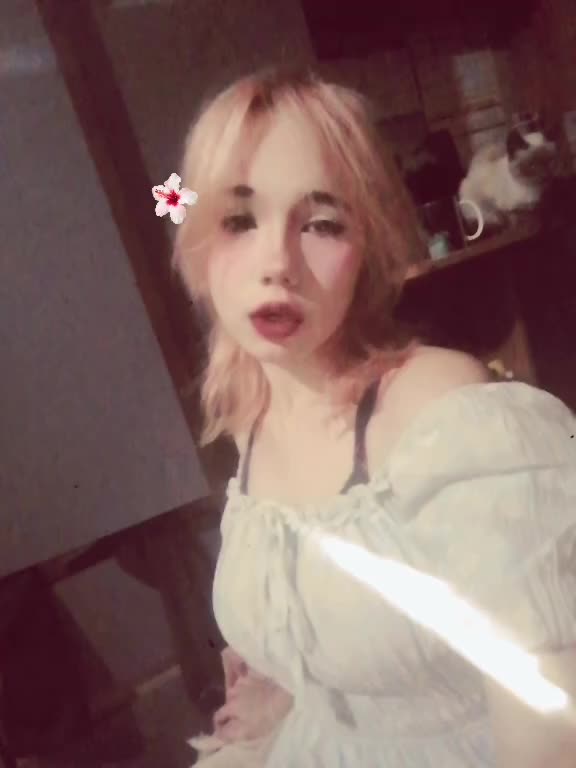 @точечка🚬🕷️