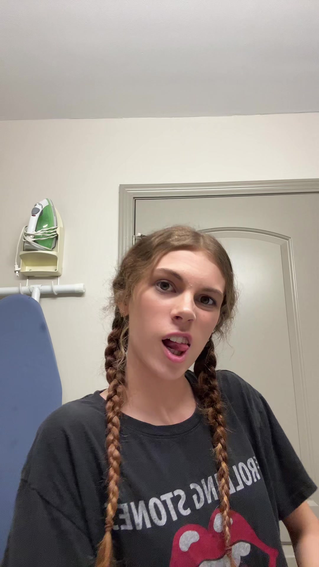 @nina