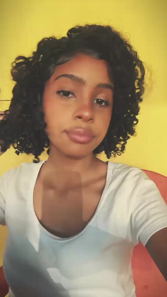 @Jhenni 𝜗ৎ