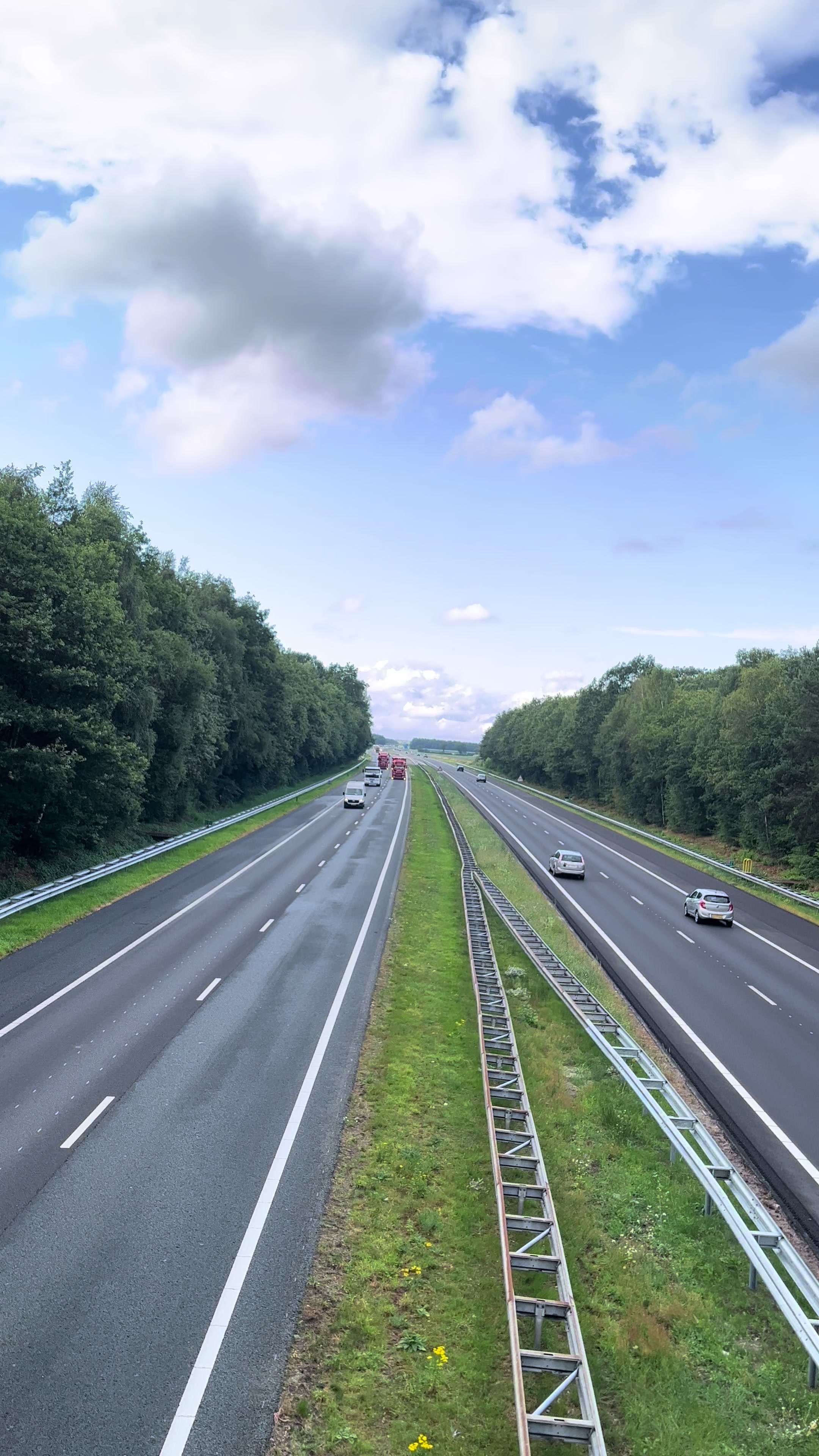 @GermanTruckspotter