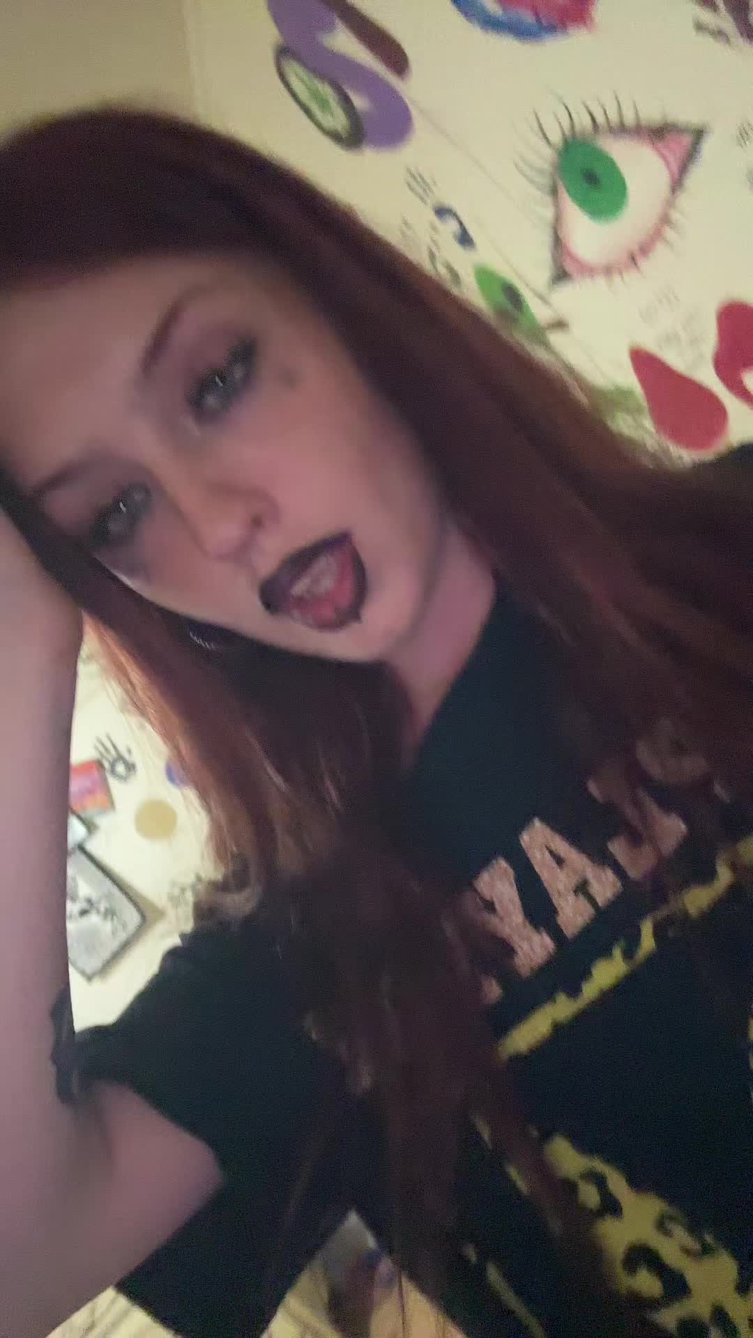 @️