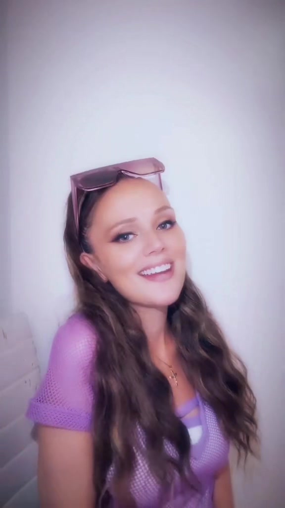 @𝒬𝓊𝑒𝑒𝓃𝐹𝑒𝓁𝒾𝒸𝒾𝒶🩵