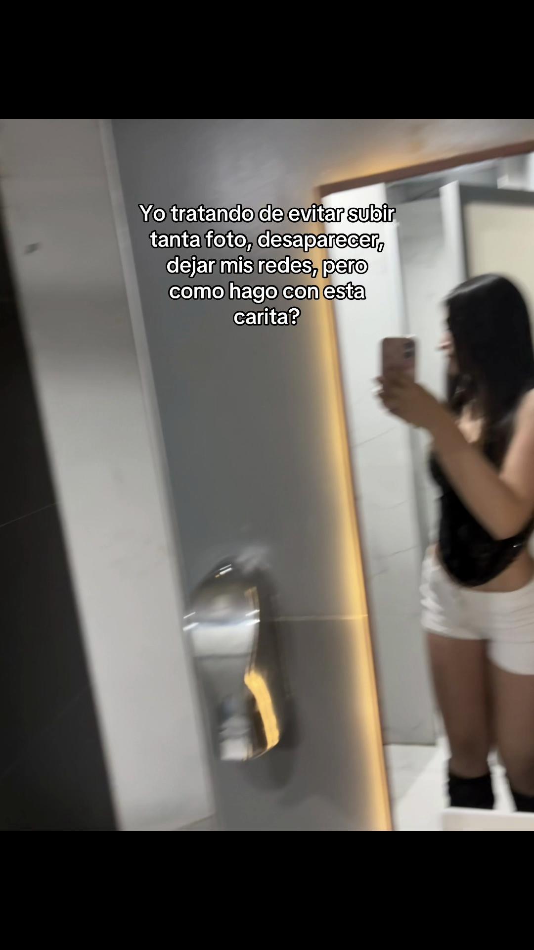 @Vanessa Lozano