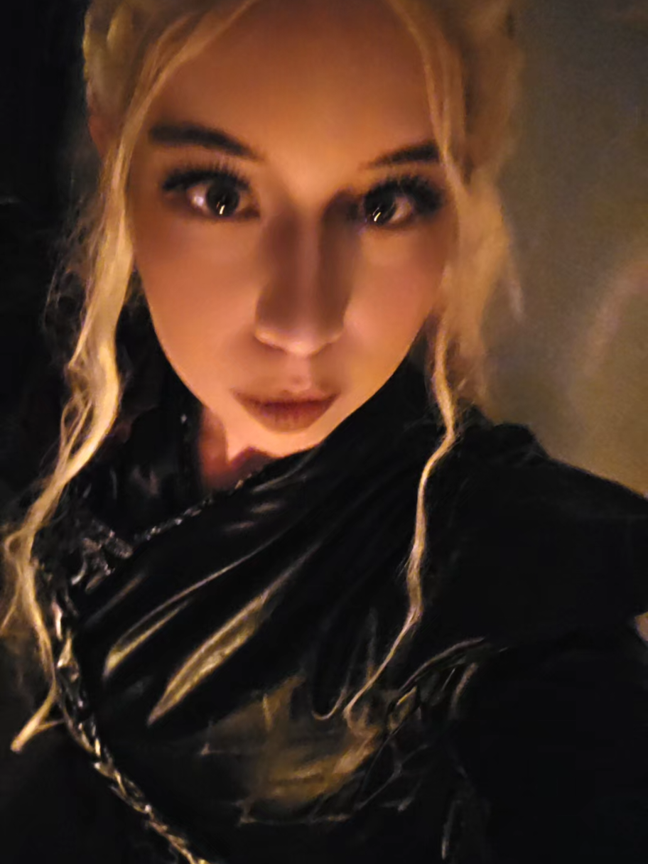 @Kikis.cos