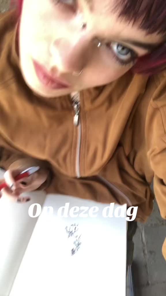 @robin.buzzz