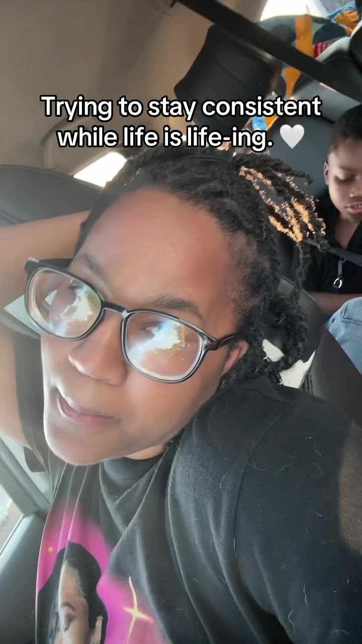 @Tiahna💫