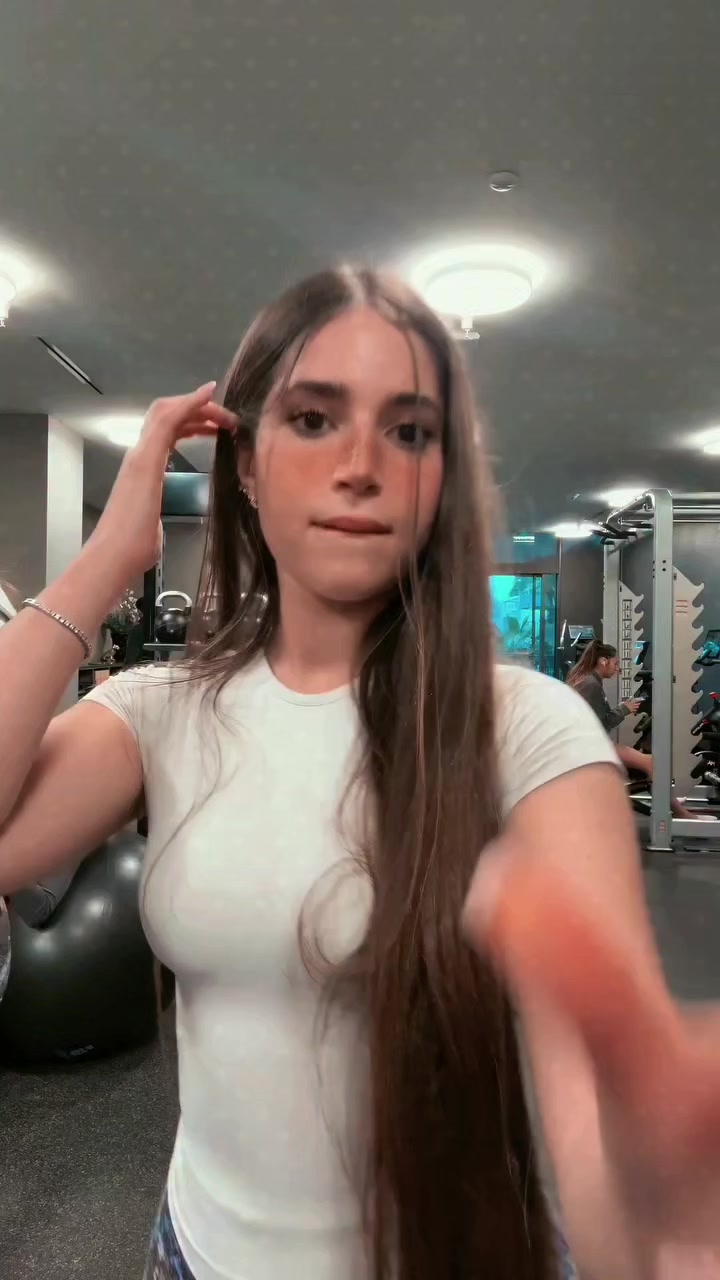 @𝕓𝕖𝕪𝕒_𝕓𝕖𝕝𝕝𝕒💕