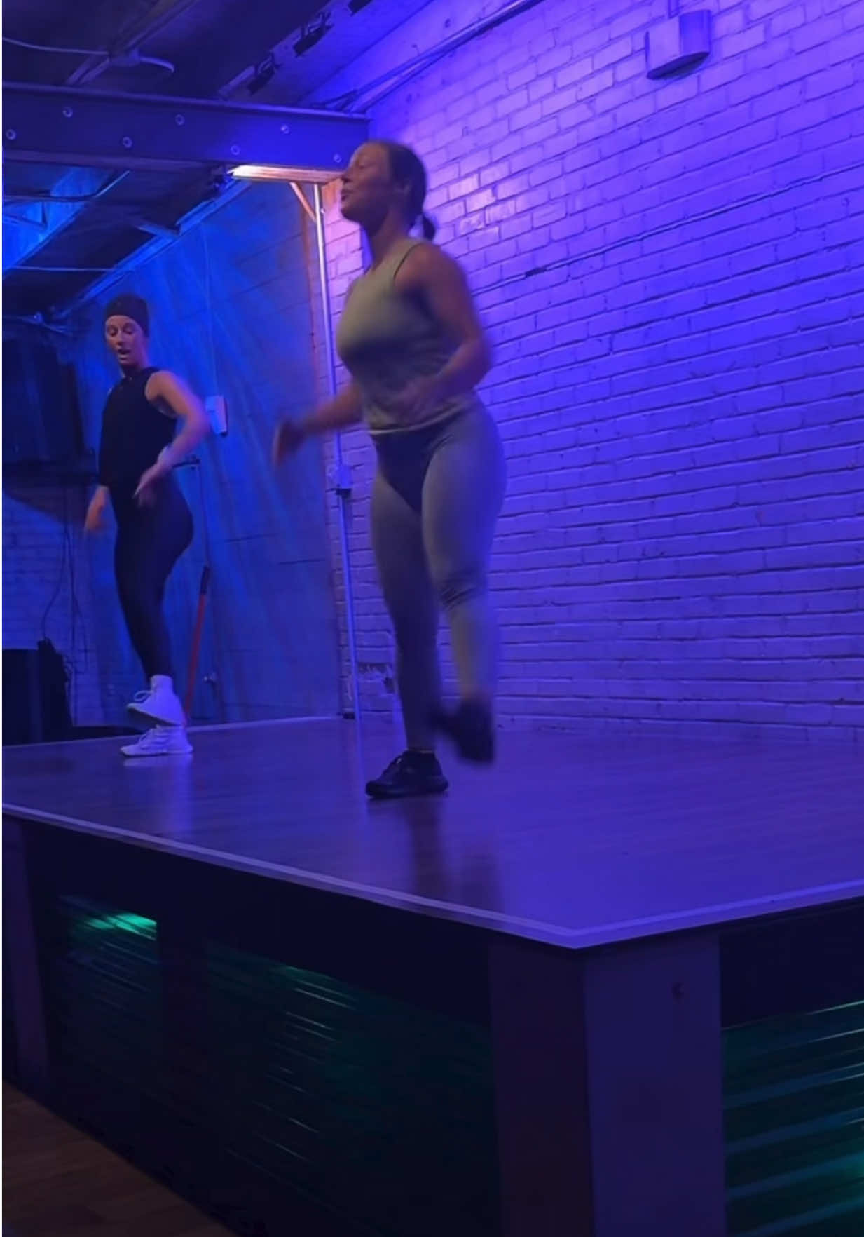 @fitness_thedistrict