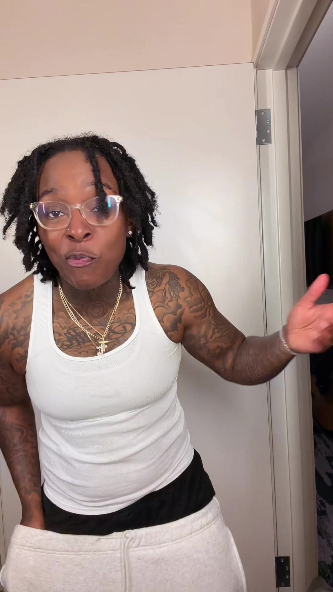 @DeFromTheSipp