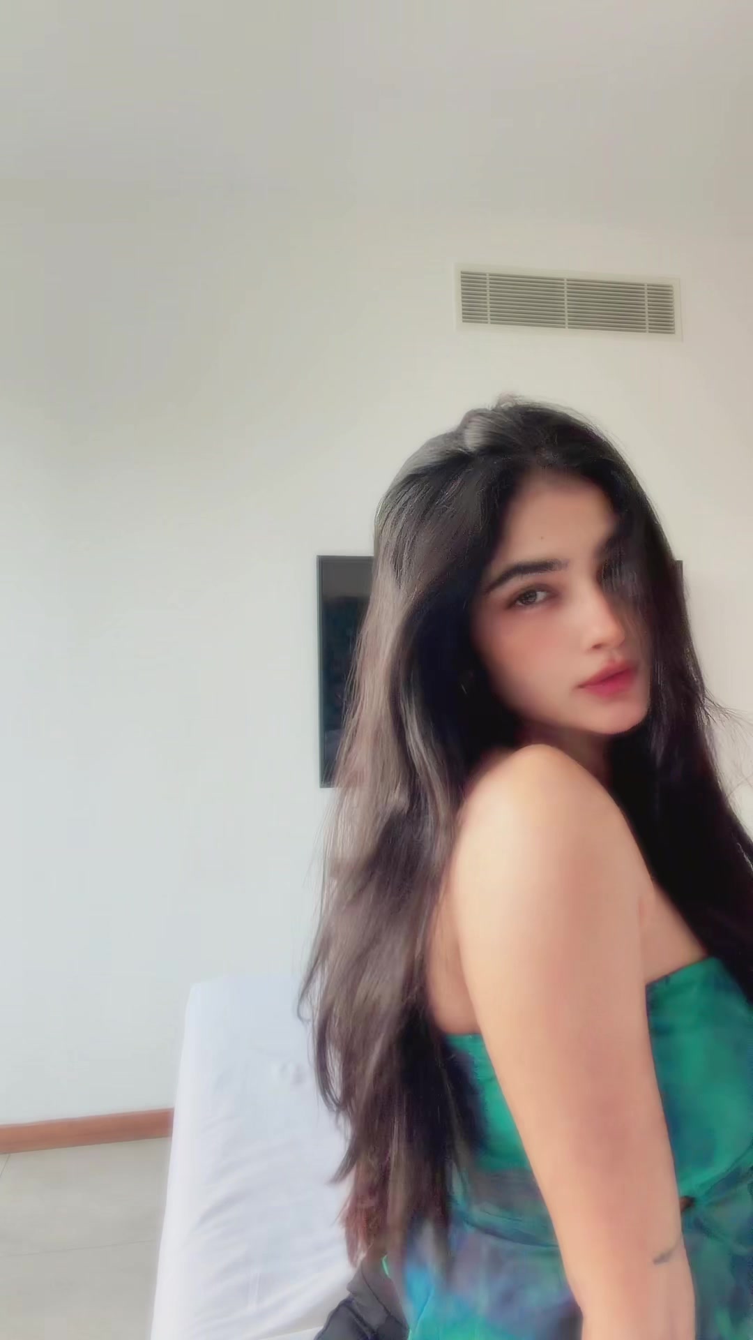 @Shenaya__vanhoff