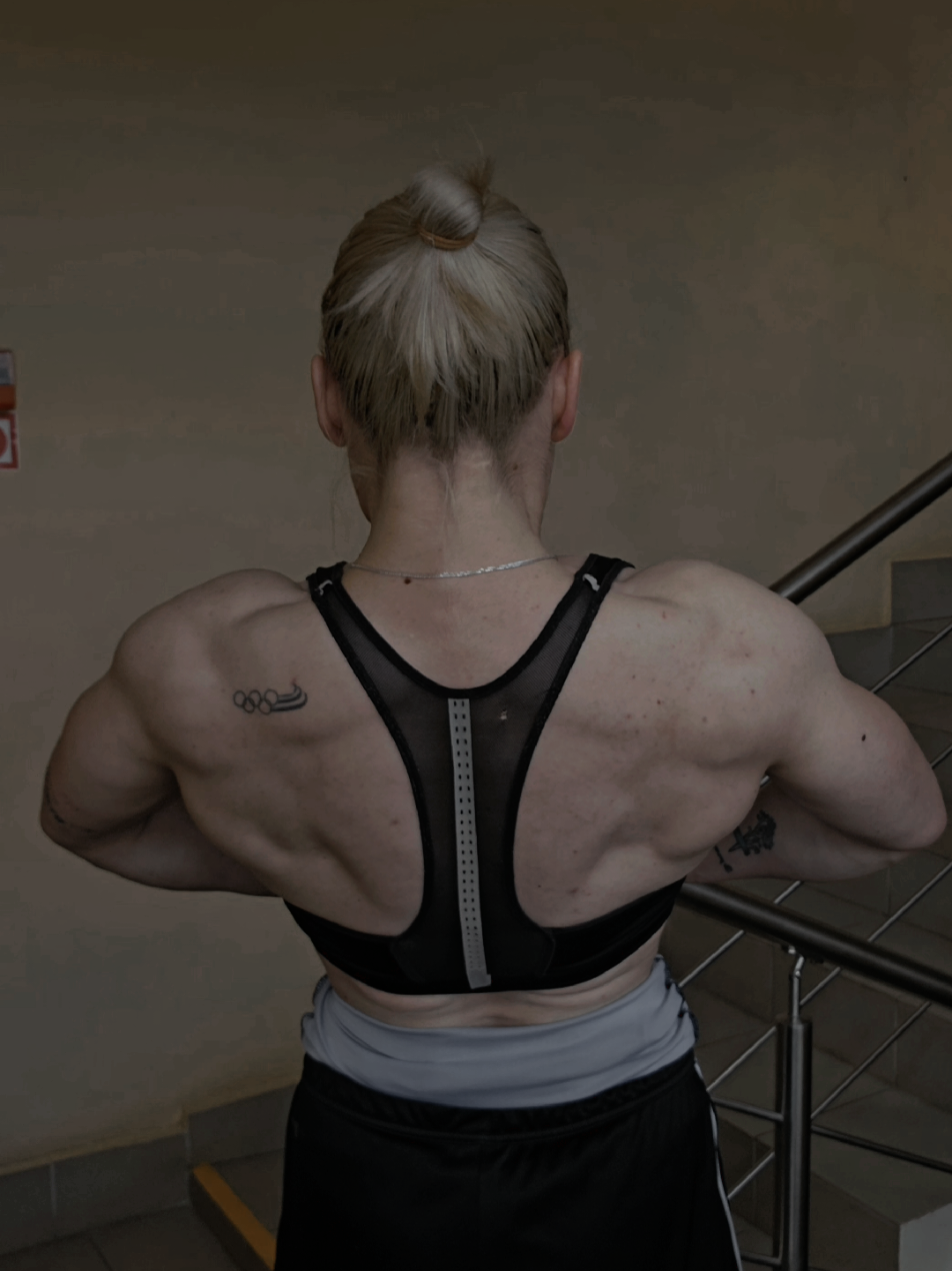 @muscle_blondi