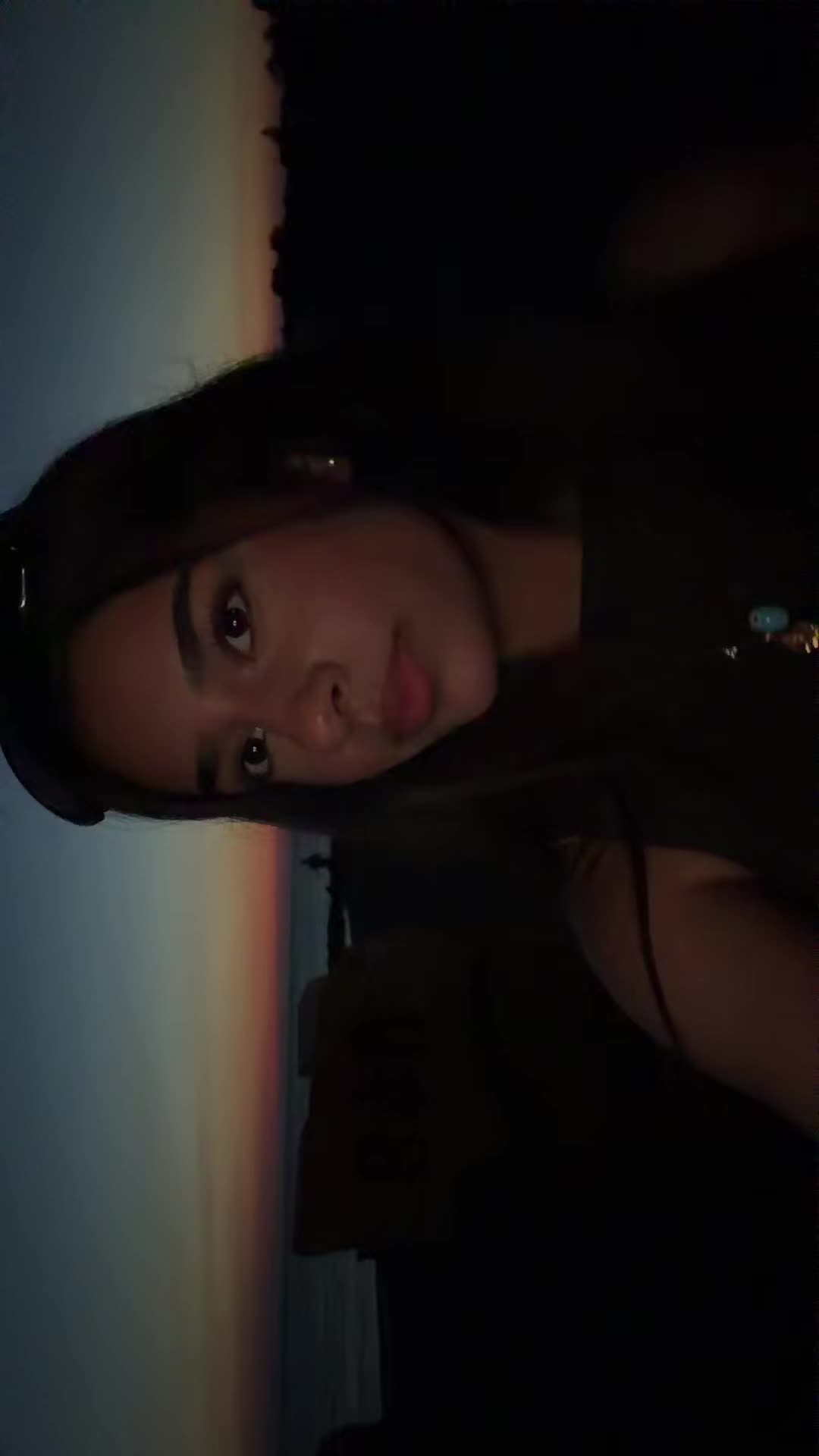 @𝓬𝓮𝓵𝓲𝓷𝓸𝓼𝓱𝓱