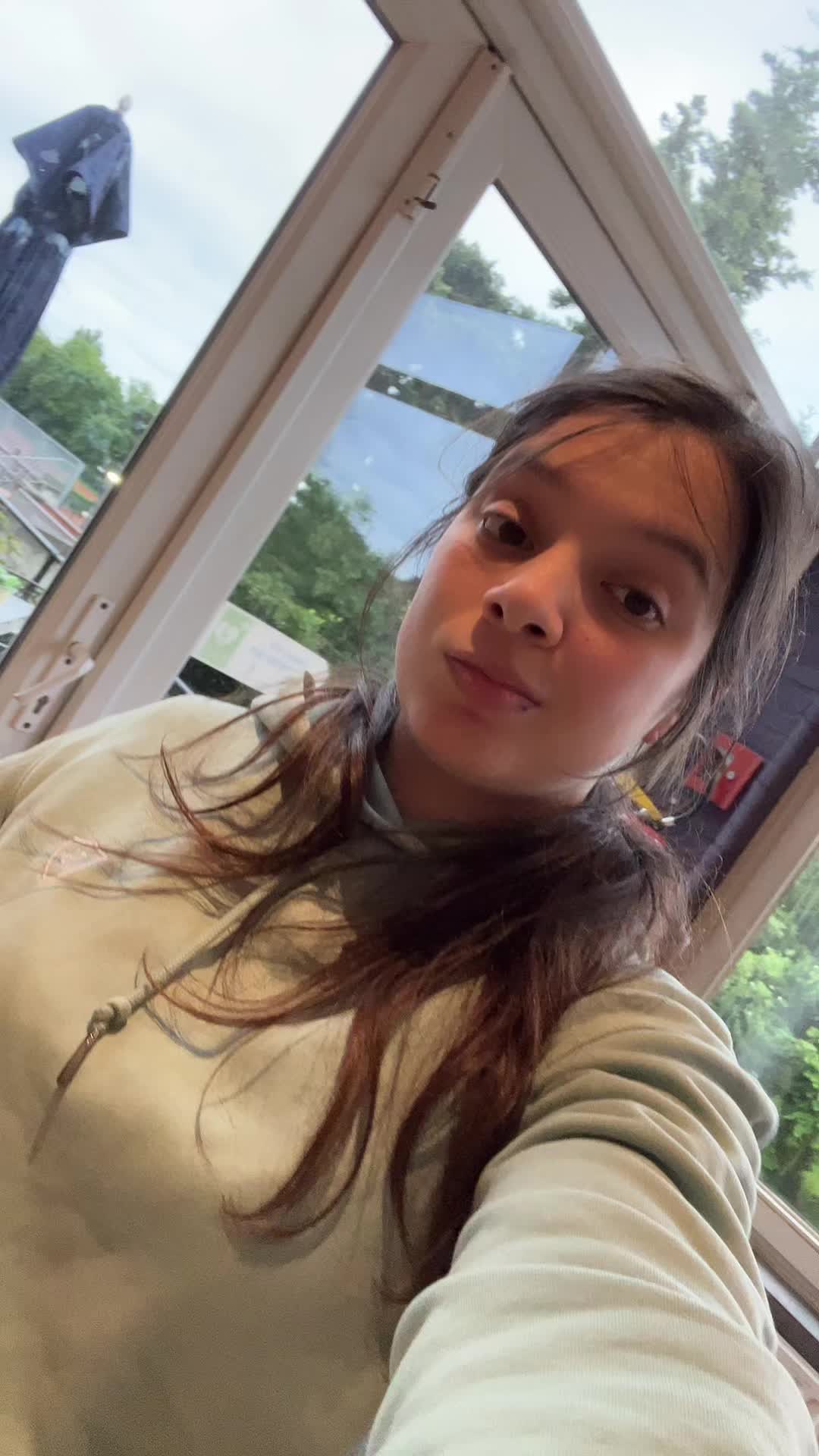 @𝐌𝐞𝐥𝐚𝐧𝐢𝐞 𝐆𝐚𝐫𝐫𝐞𝐭𝐚