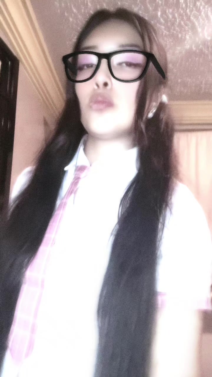 @yaretzi