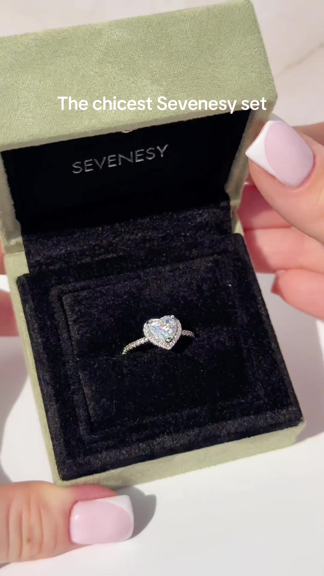 @SEVENESY