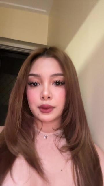 @𝒴 .