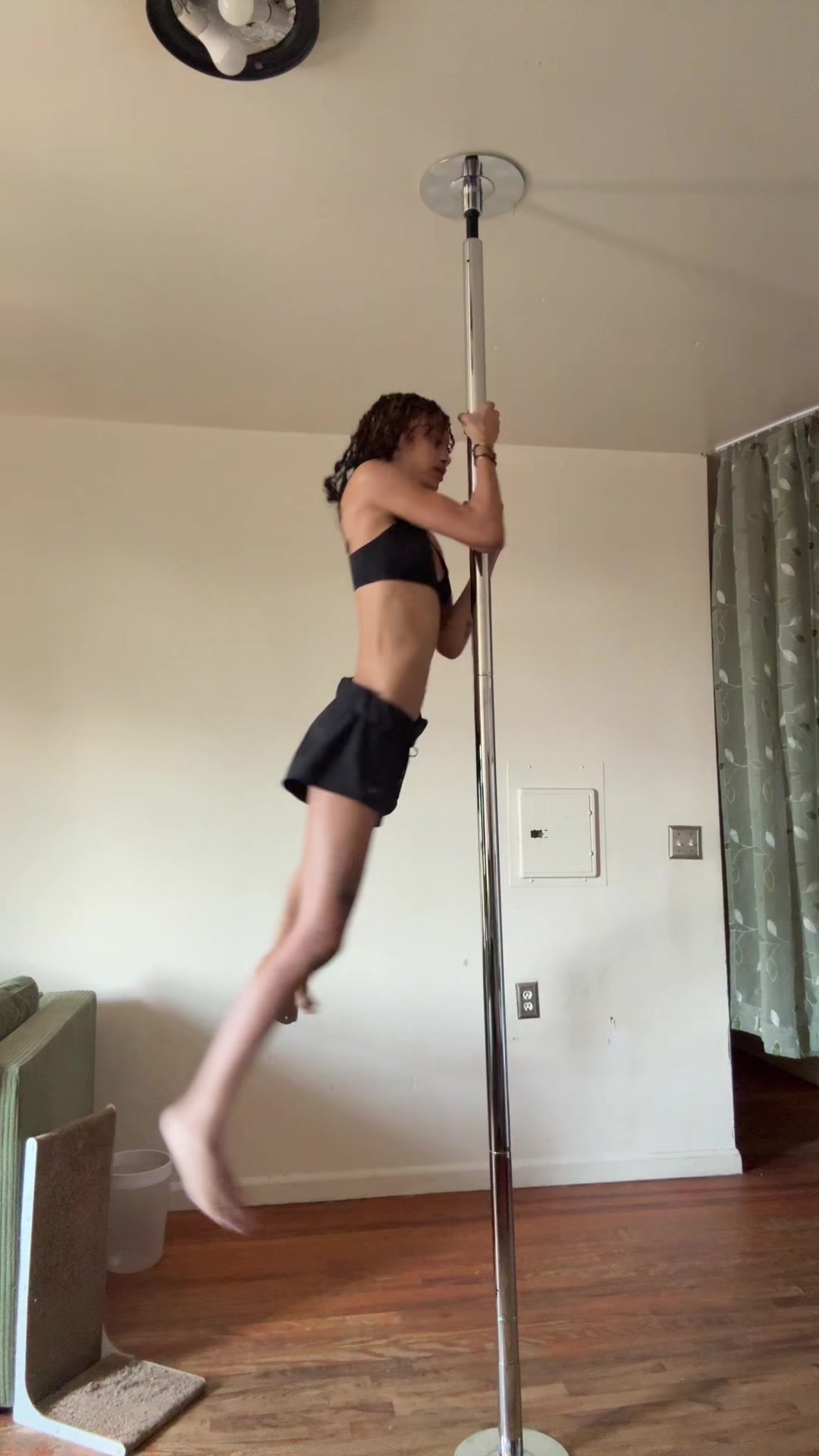 @theinfiniteissa