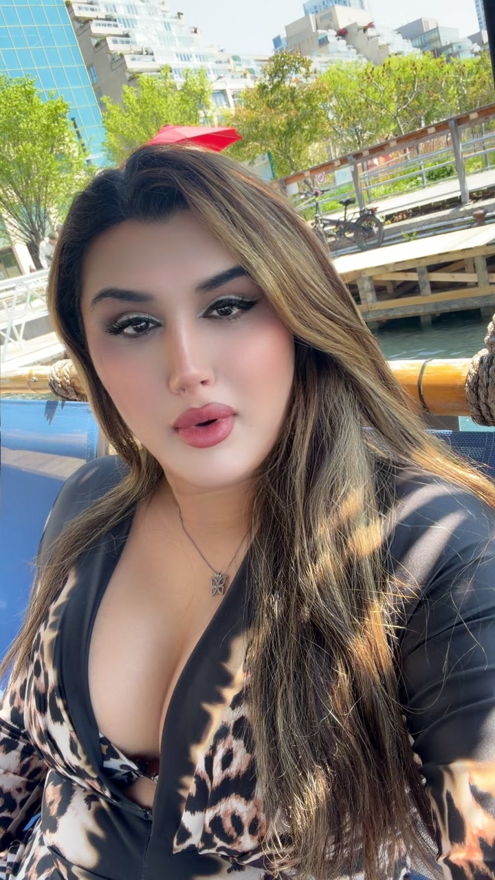@🦋Haniya🦋 🇨🇦