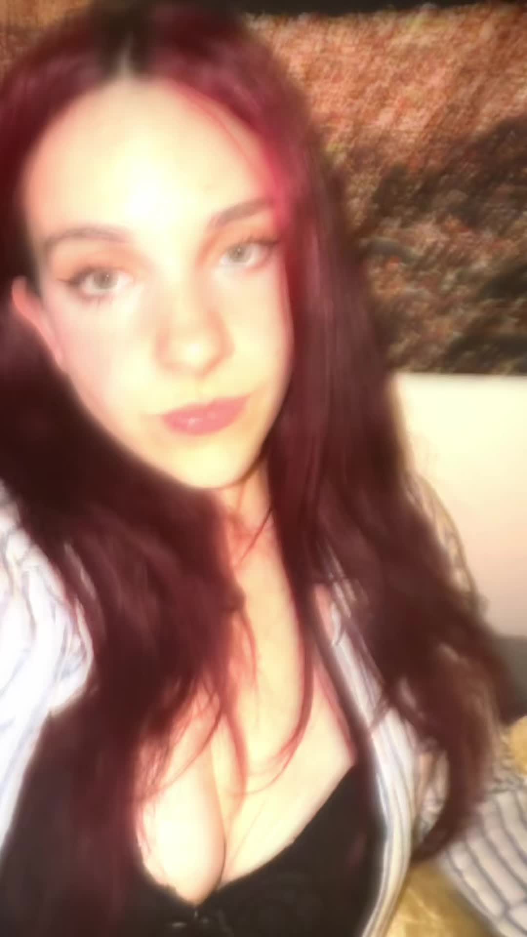 @LadyViper