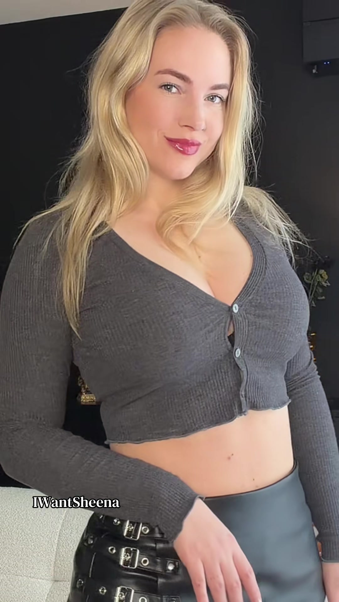 @your.goddess.sheena