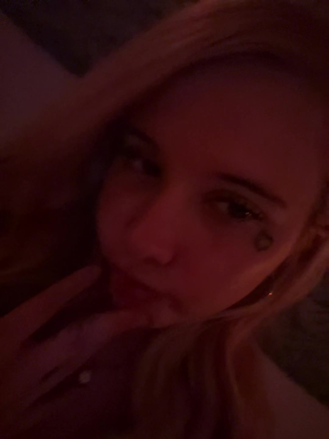@✌🏼