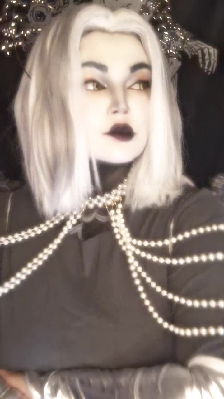 @Saraya.Cosplay 🖤🌹