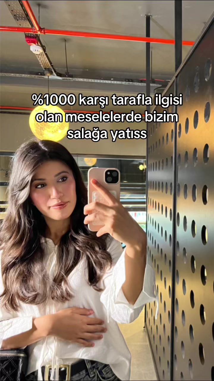 @zeelloooyy