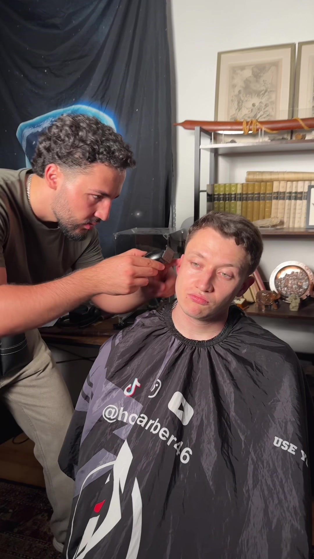 @Hoodbarber46